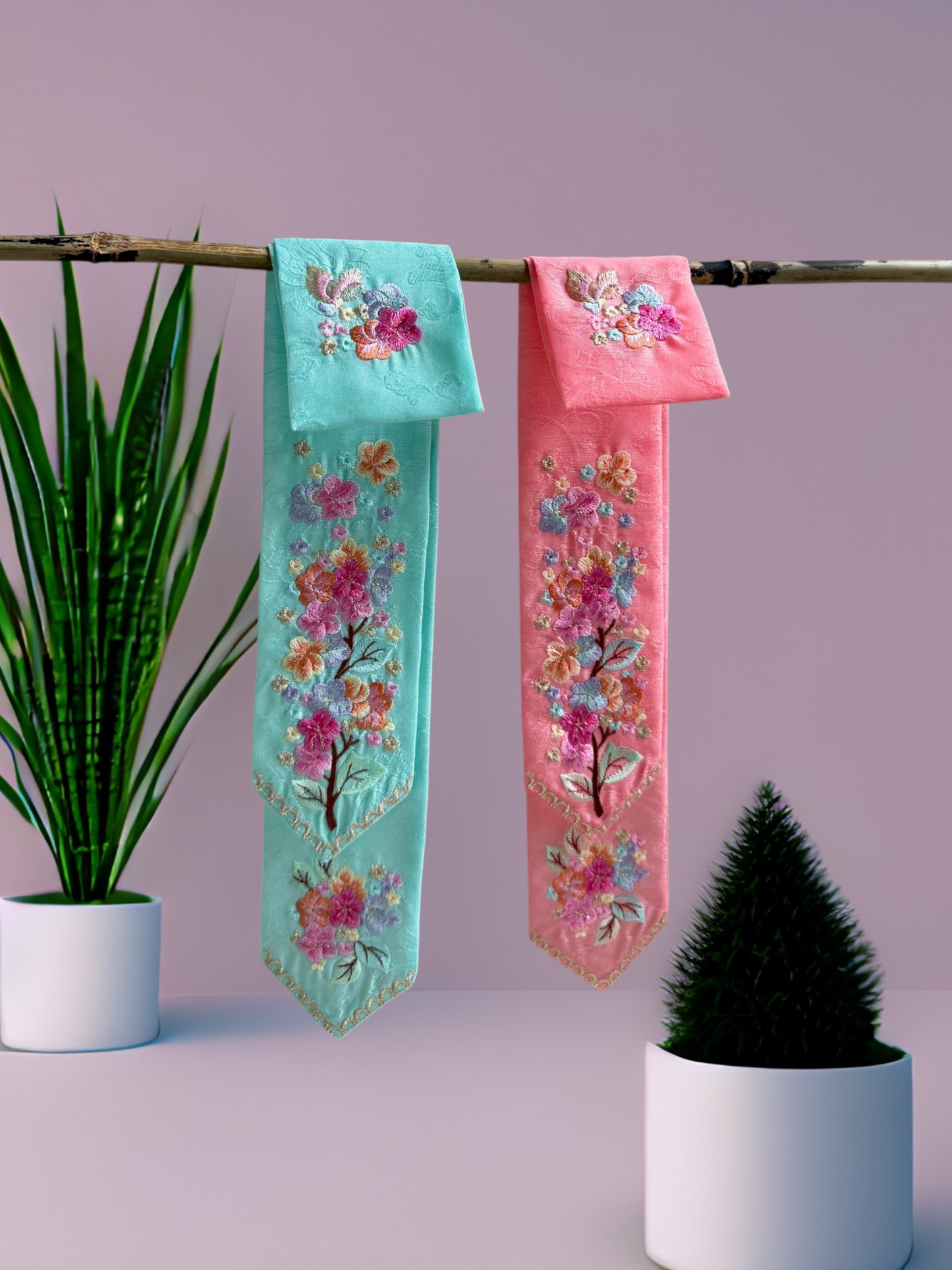 Daenggi KKOT brodé fleuri - détail broderie florale